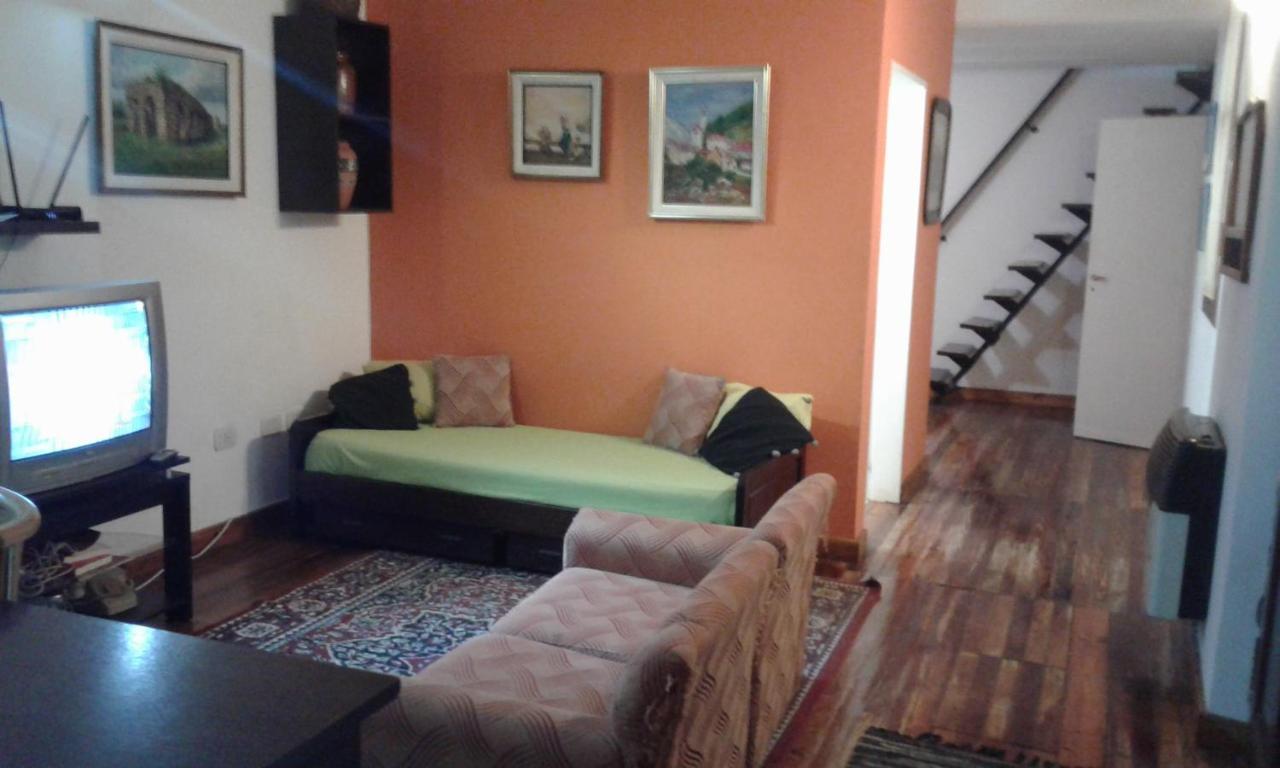 Blue House Apartment บัวโนสไอเรส ภายนอก รูปภาพ